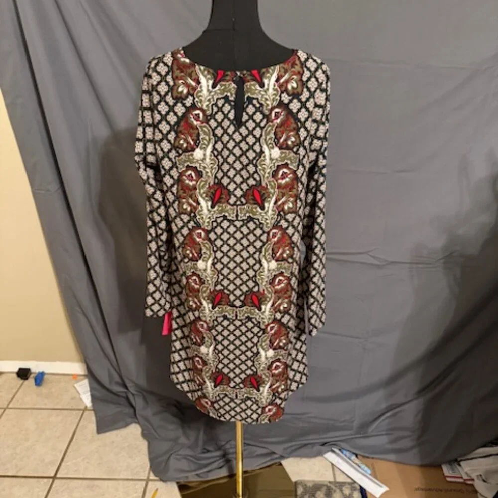 NWT XHILARATION Tunic Size L - Picture 2 of 4